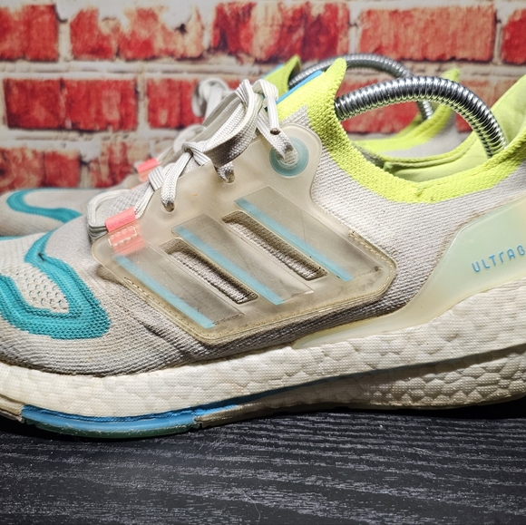 Adidas Ultraboost Multicolor Sneakers - Picture 4 of 10